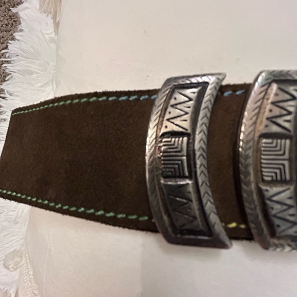 Gail LaBelle Luxury Heavy silver genuine suede leather with rainbow stitch Belt